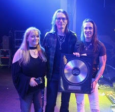 Sandy Rizzo and Steve Vai presenting Nuno Bettencourt with 2018 RockGodz Hall of Fame Award